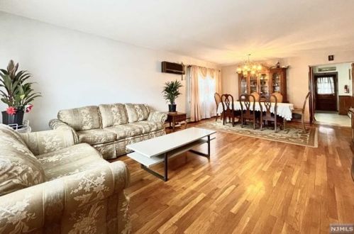 94 Maitland Pl, Outwater NJ  07026-1230 exterior