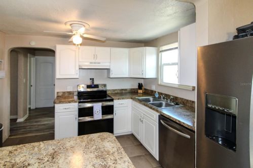 2828 41st Ave, Saint Petersburg FL  33714-4546 exterior