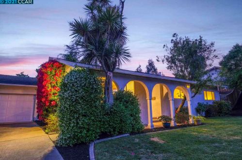 1497 Cloudview Dr, Concord, CA 94523-1003