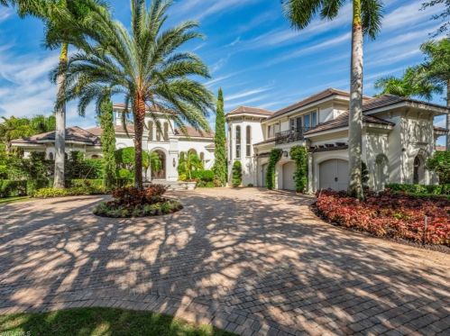 15809 Savona Way, Naples, FL 34110-2701