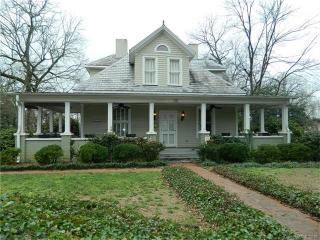 311 Main St, Catawba Heights, NC 28012-3126