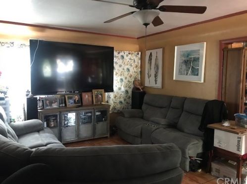 4236 Brewster Ave, Lynwood, CA 90262-3834