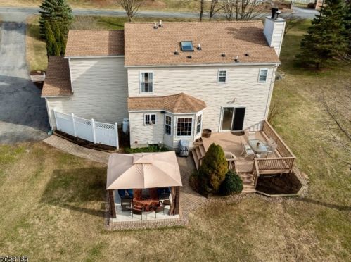 130 Holland Rd, Wantage NJ  07461-2835 exterior