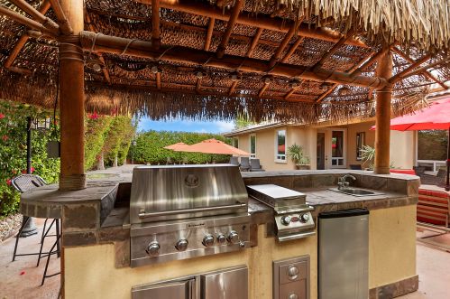 245 Via Martelli, Rancho Mirage CA  92270-5633 exterior