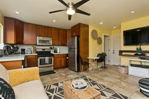 67-131 Kuhi St, Waialua, HI 96791
