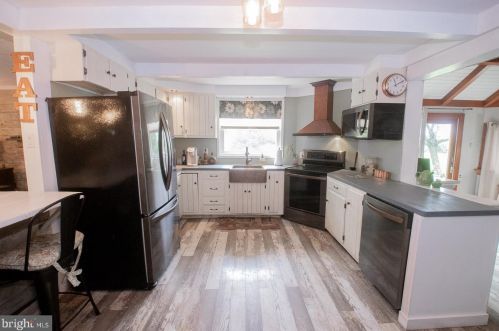 590 Borough Line Rd, Collegeville PA  19426-2804 exterior