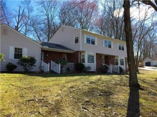 3 Morning Glory Ln, Bridgeport, CT 06612-2113