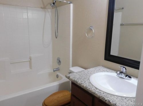 1844 La Entrada Pl, Bullhead City AZ  86426-6203 exterior