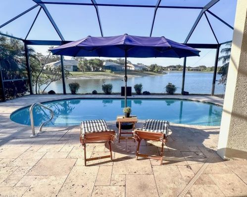 713 Indian Creek Ct, Naples FL  34120-0426 exterior