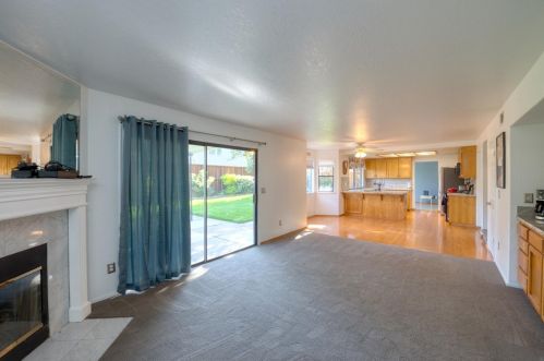 708 Bonneau Ct, Grayson CA  95363-9104 exterior