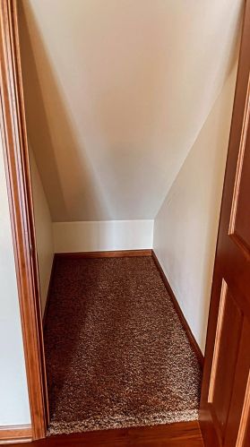 3713 Windslow Dr, Valpo IN  46383-7144 exterior