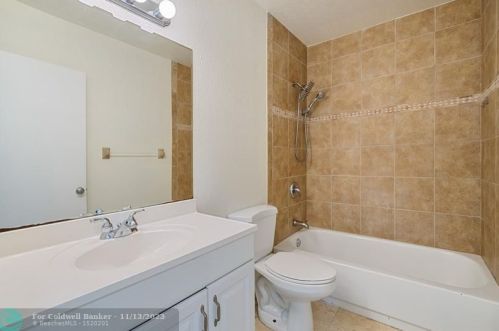 1700 4th Ave, Boca Raton, FL 33432-1510