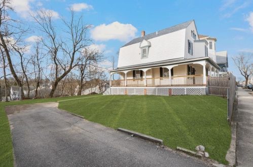 118 Ohio Ave, Providence, RI 02905-4304