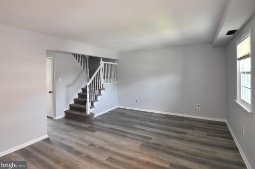 216 Lexington Rd, Collegeville, PA 19473-1204