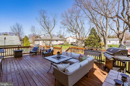 29 Bellmawr Ave, Gloucester NJ  08031-1330 exterior