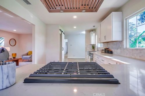 1365 Mulberry St, Riverside CA  92501-1935 exterior