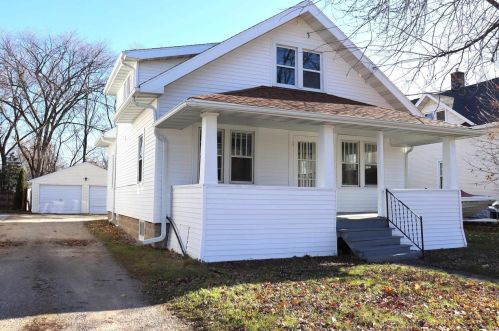 729 Racine St, Menasha, WI 54952-2363