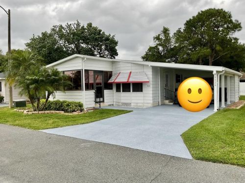 4826 Colonnades Cir, Lakeland FL  33811-1525 exterior