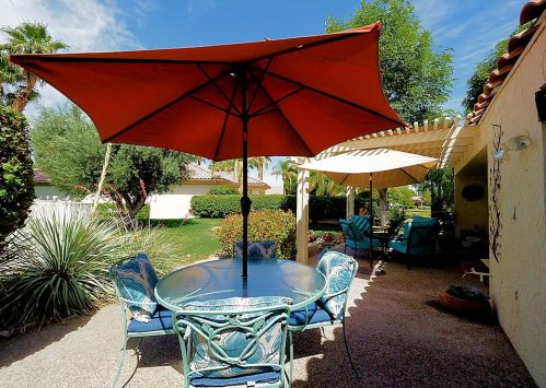 464 Sunningdale Dr, Rancho Mirage CA  92270-1444 exterior