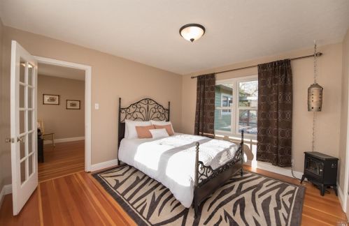 1983 Olivet Rd, Santa Rosa CA  95401-3810 exterior