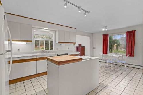 175 Woodville Alton Rd, Richmond RI  02832-2421 exterior