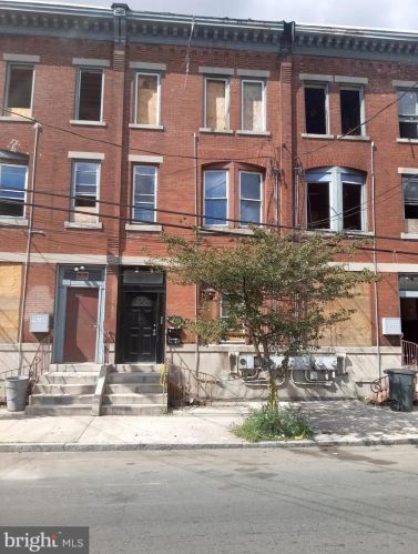 868 State St, Trenton, NJ 08618-5326