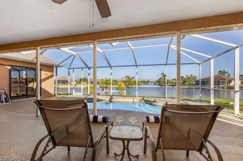 119 20th Ct, Cape Coral, FL 33909-2884