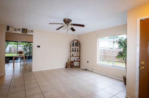 918 Buttercup Dr, Lakeland FL  33801-7501 exterior