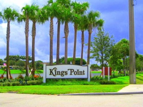 133 Saxony C, Delray Beach FL  33446-1826 exterior