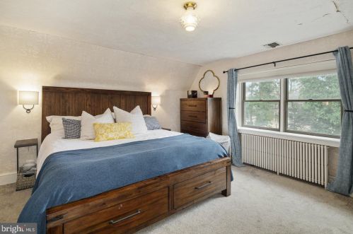 8322 Cedar Rd, Melrose Park PA  19027-2141 exterior