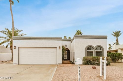 25838 Howard Dr, Chandler AZ  85248-6822 exterior