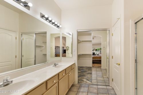 63396 Cat Claw Ln, Tucson AZ 85739-1267 exterior