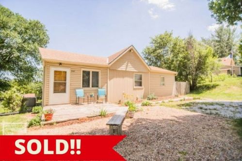 307 Grove St, Glenwood, IA 51534-1324