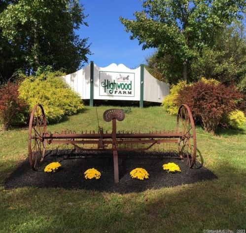 151 Edwin Ln, Litchfield, CT 06787-1267