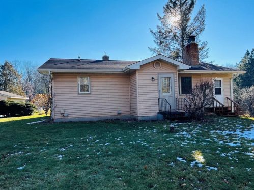2099 15th Ave, Cameron, WI 54822-9785