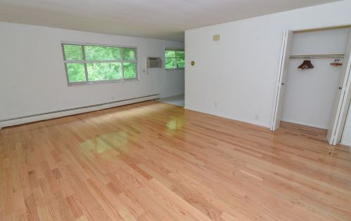 937 Highland Ave, Covington KY  41011-3994 exterior
