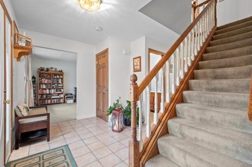 130 Maplevue Dr, Beaver Falls PA  15010-1475 exterior