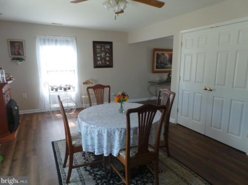 131 Baltusrol Dr, Charles Town WV  25414-4085 exterior