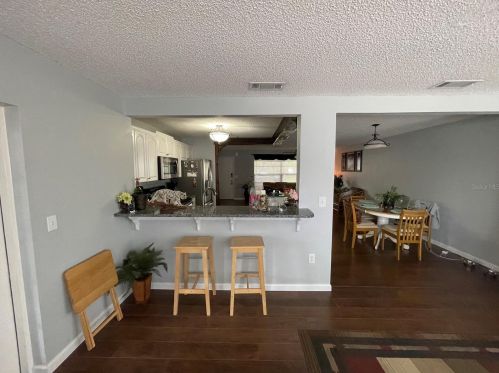7454 Como Dr, New Port Richey, FL 34655-3421