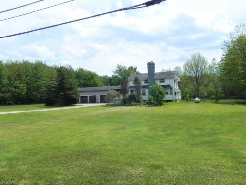 17539 Rock Creek Rd, Thompson, OH 44086-9780