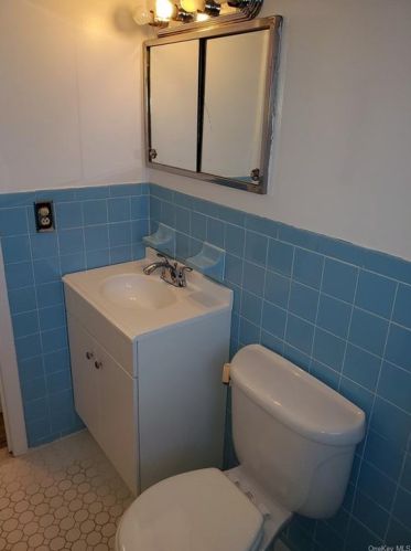 1 Intervale Ave, White Plains NY  10603-1708 exterior