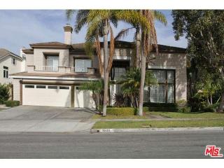 5345 Ladera Crest Dr, Los Angeles, CA 90056-1152