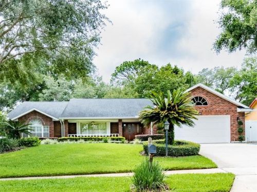 1065 Howell Harbor Dr, Casselberry, FL 32707-5800