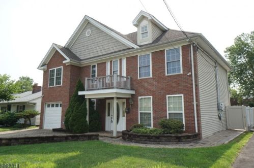 2311 Knapp Dr, Rahway, NJ 07065-3731