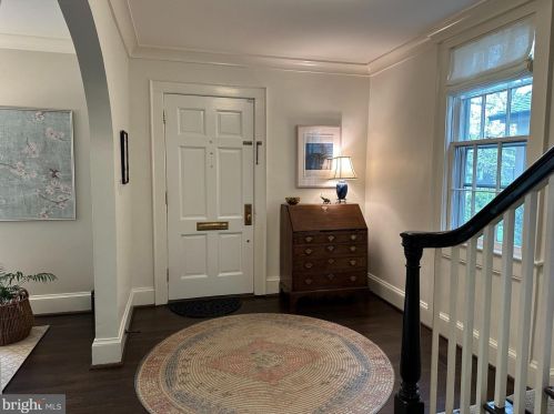 3514 Rodman St, Washington, DC 20008-3117