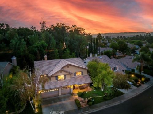 27165 Bidwell Ln, Santa Clarita, CA 91354-2136