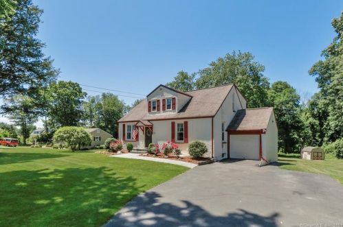 104 Old Hawleyville Rd, Bethel, CT 06801-3040
