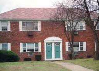 21 Atherton Ct, Wayne NJ  07470-3341 exterior