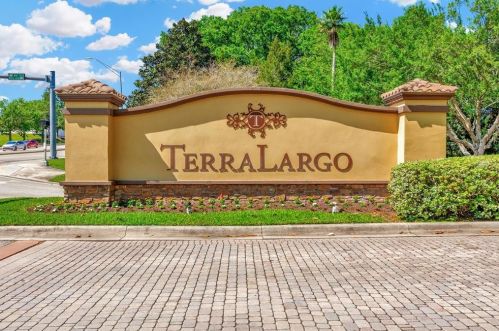 1854 Altavista Cir, Lakeland FL  33810-2795 exterior