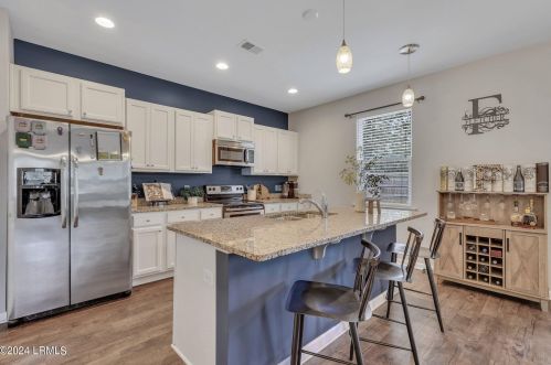 4923 Tidal Walk Ln, Beaufort SC  29907 exterior